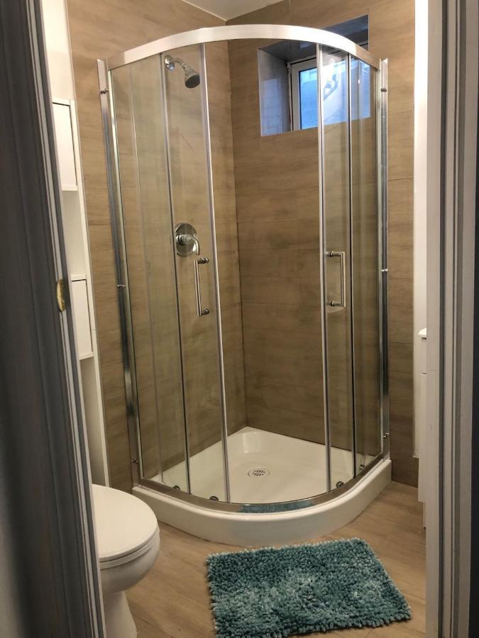 Hidden Valley Basement Suit H YYC Екстериор снимка
